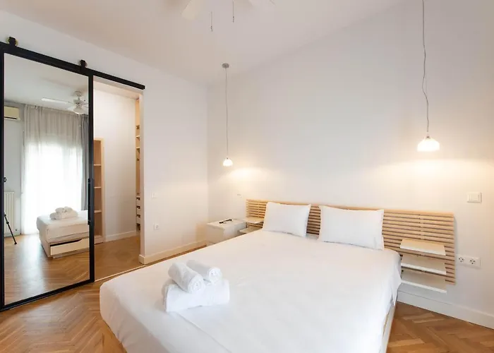 Marilyn By Halu!, Luxe & Stylish 3bd Retreat Apartament Saloniki